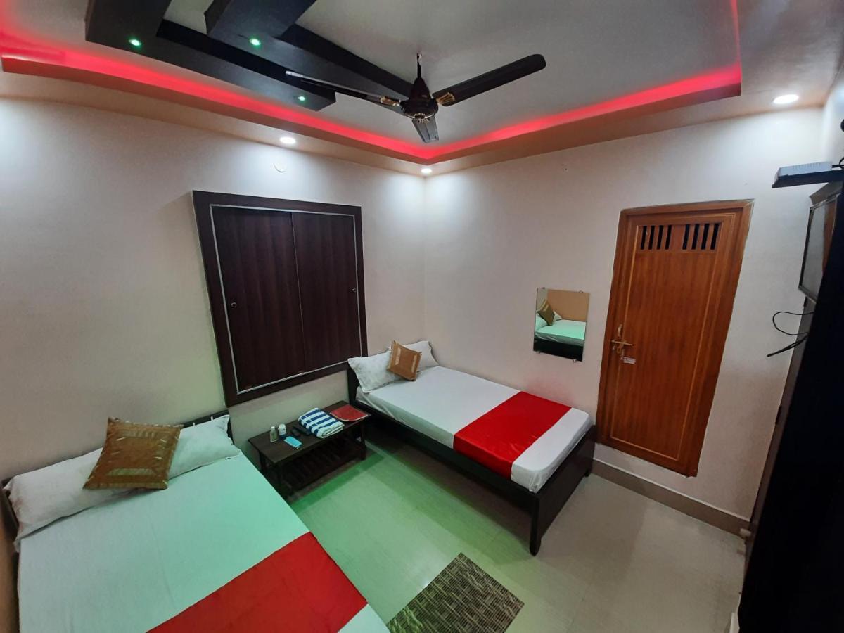 Hotel Shakuntla Palace - 400 Meters Away From Vishnu Pad Temple 7 Mins Walk Гая Екстериор снимка