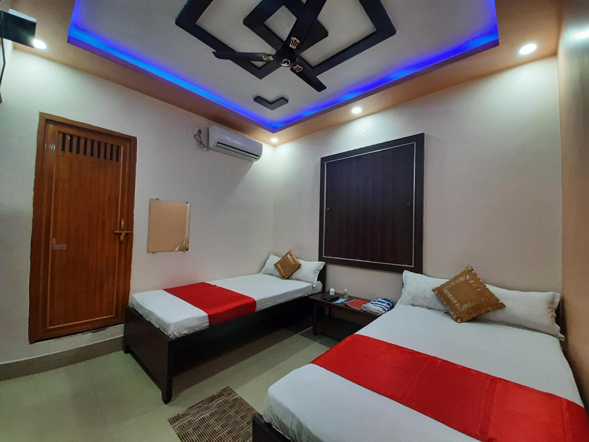 Hotel Shakuntla Palace - 400 Meters Away From Vishnu Pad Temple 7 Mins Walk Гая Екстериор снимка